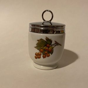 Evesham Gold King Size Egg Coddler & Lid